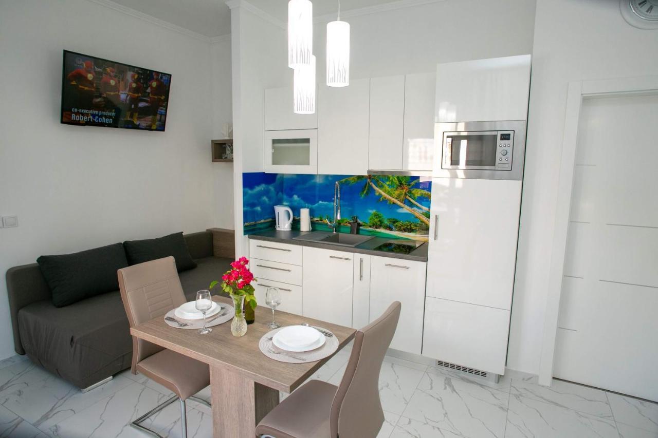 Apartments Sun Dance With Heated Pool Novalja Exterior foto
