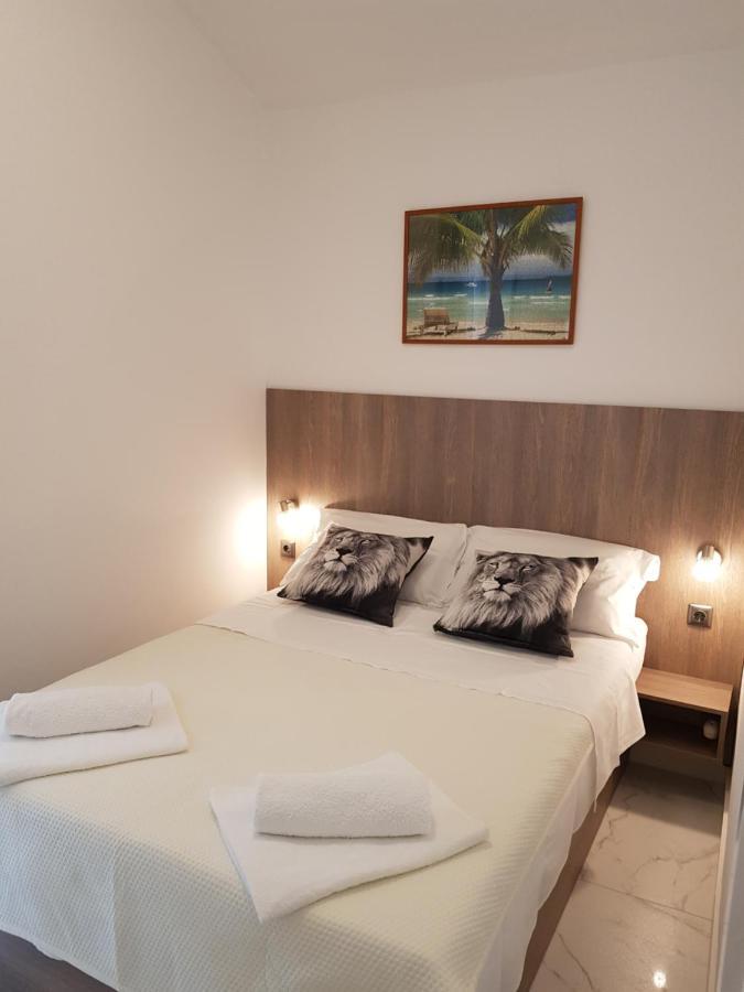 Apartments Sun Dance With Heated Pool Novalja Exterior foto